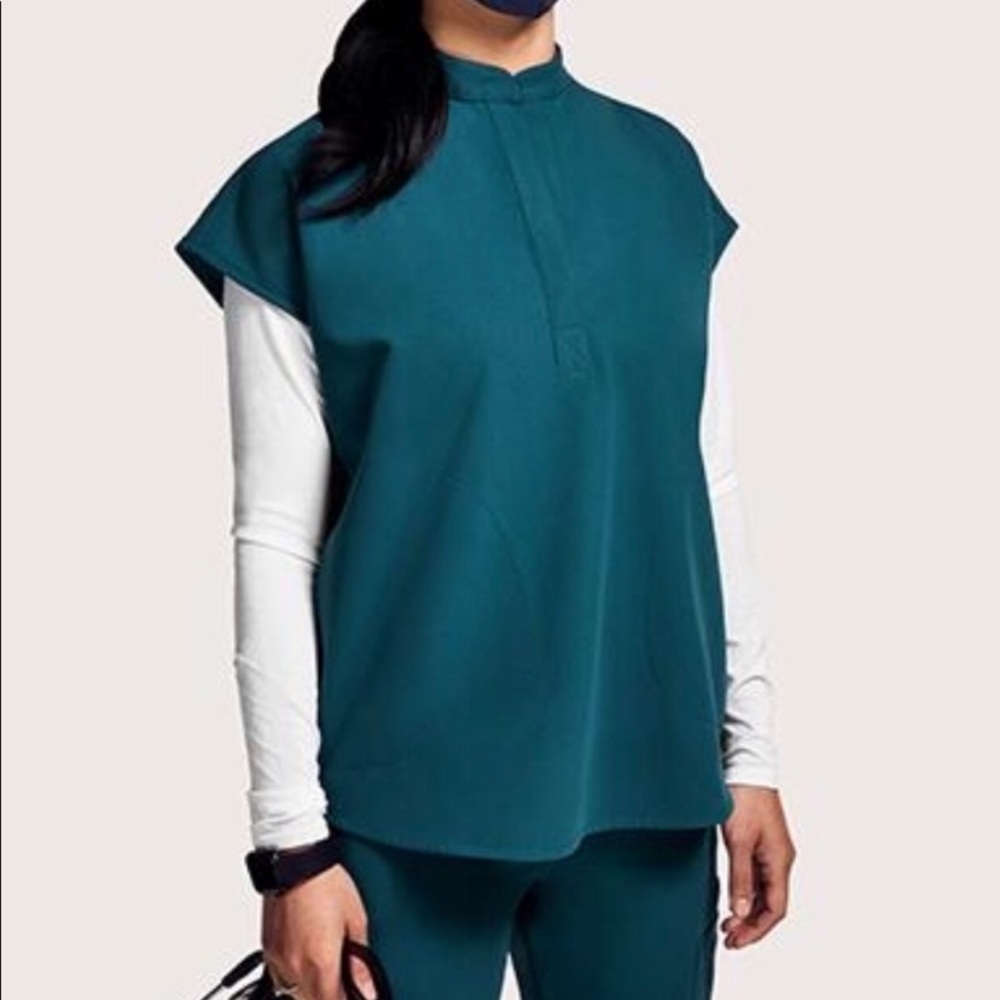 Figs Rafaela Scrub Top